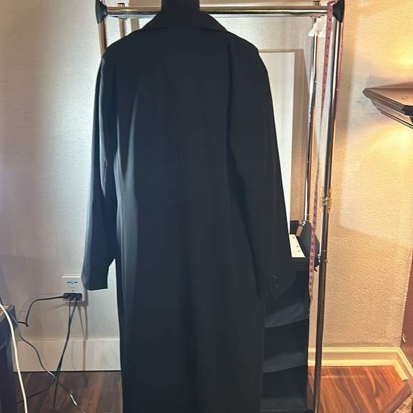 London Fog Black Trench Coat with Removable inner Liner - Size 8 - Picture 4 of 10